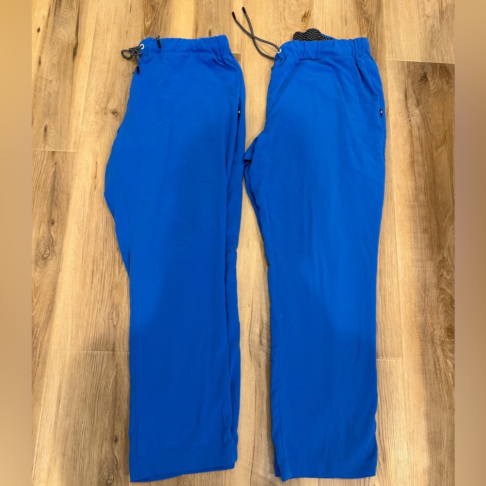 Women’s Beyond Scrubs petite large royal blue scrub pants like new